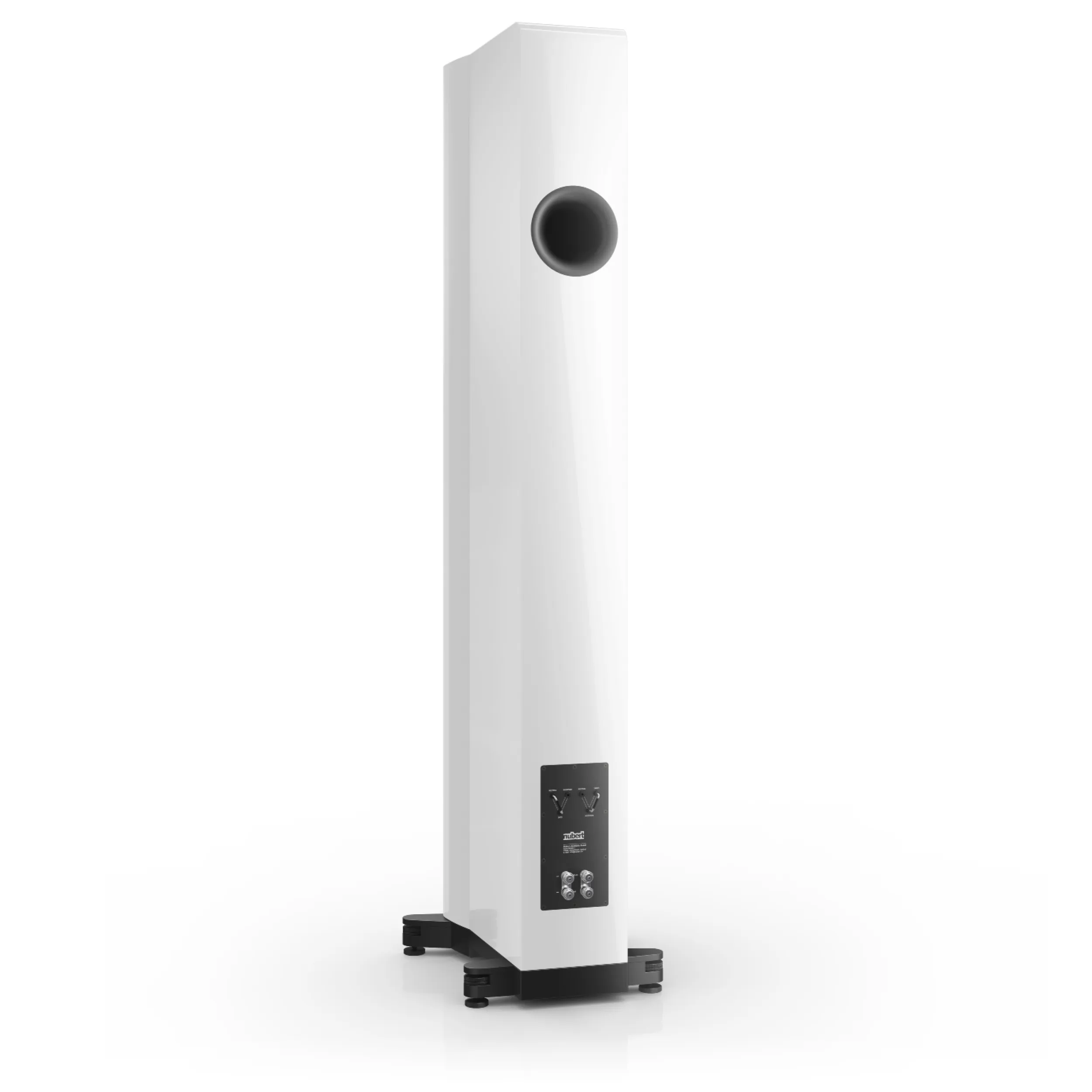 nuVero nova 18 weiß  nuVero nova 18 white back