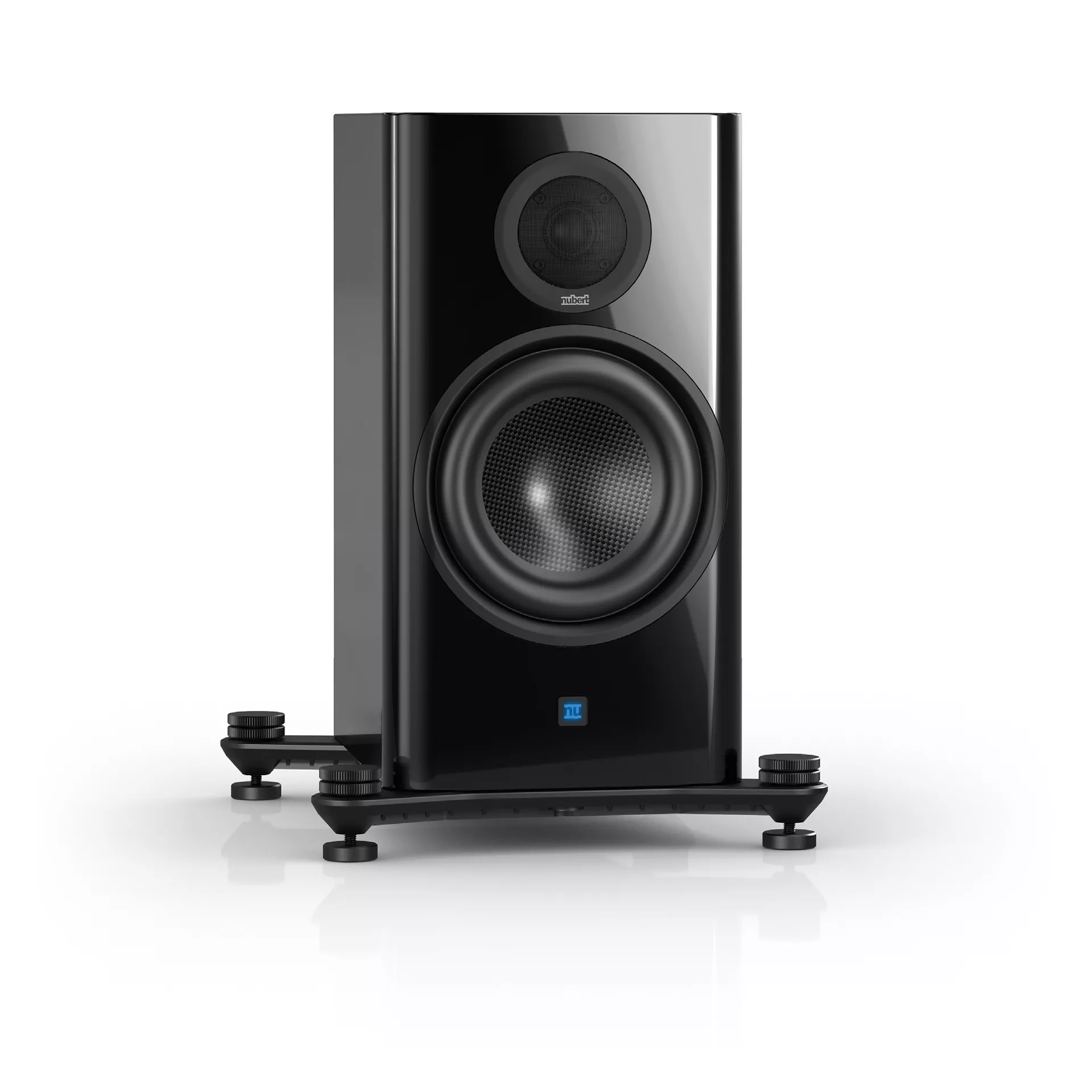 nuZeo 4 Front Black nuZeo 4 Front Black