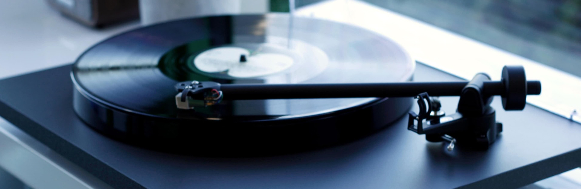 Rega Plattenspieler