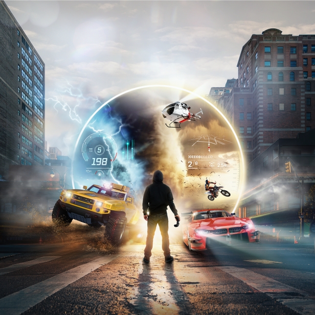 Person steht in einer Stadt, umgeben von digitalen Effekten mit Autos, Motorrad und Hubschrauber – Szene im Gaming-Stil. Person steht in einer Stadt, umgeben von digitalen Effekten mit Autos, Motorrad und Hubschrauber – Szene im Gaming-Stil.