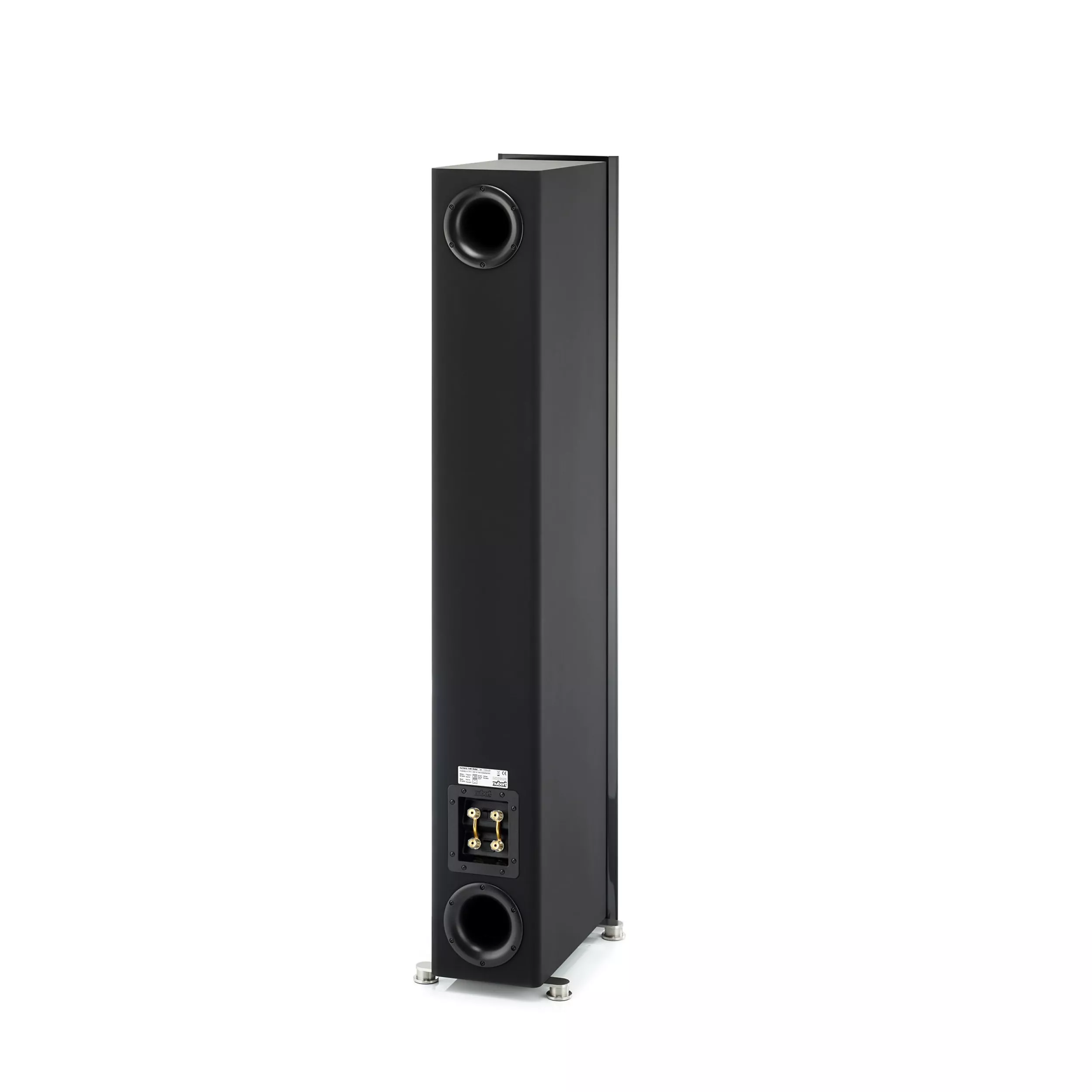 nuVero 140 hinten