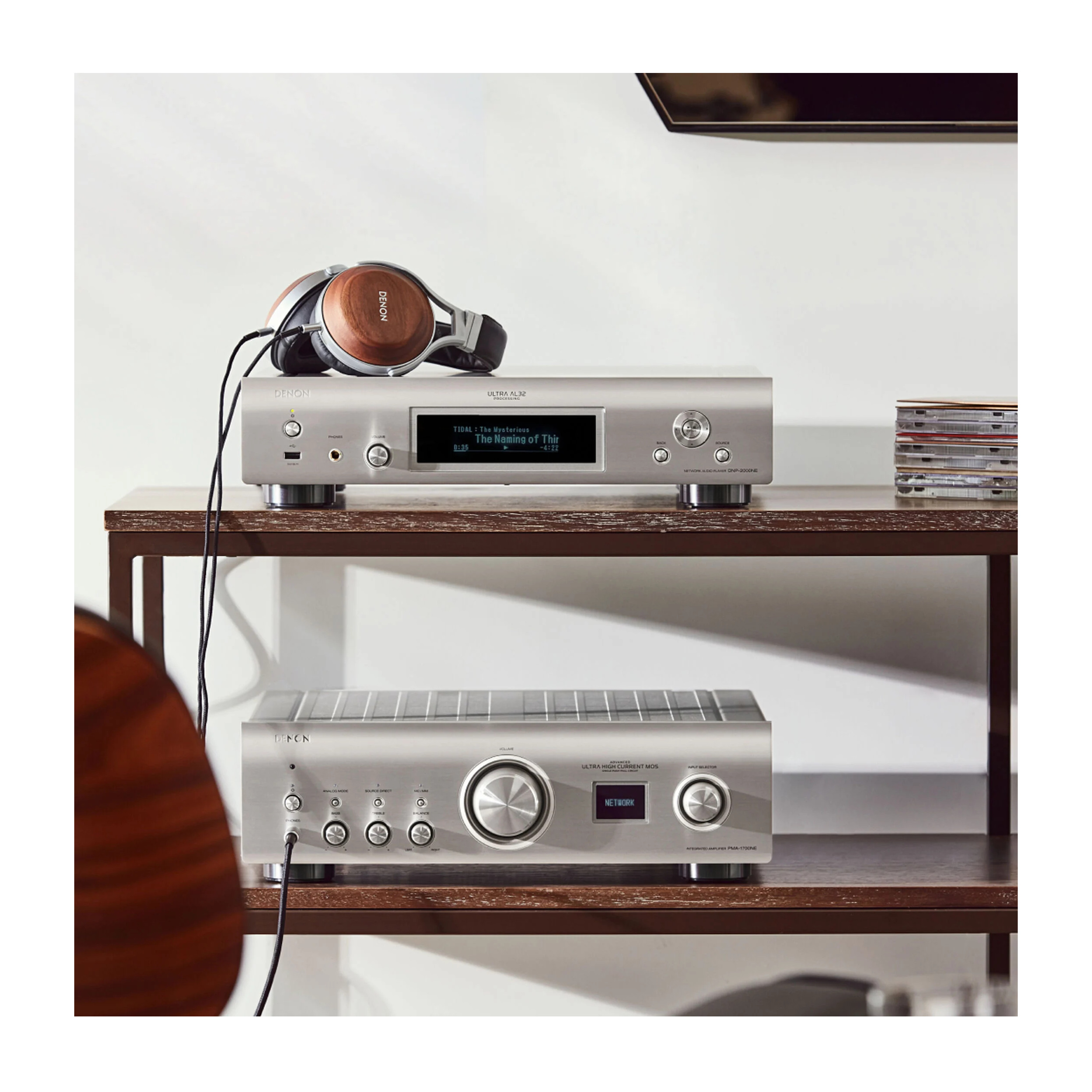 Denon DNP 2000 network player Denon DNP 2000 network player