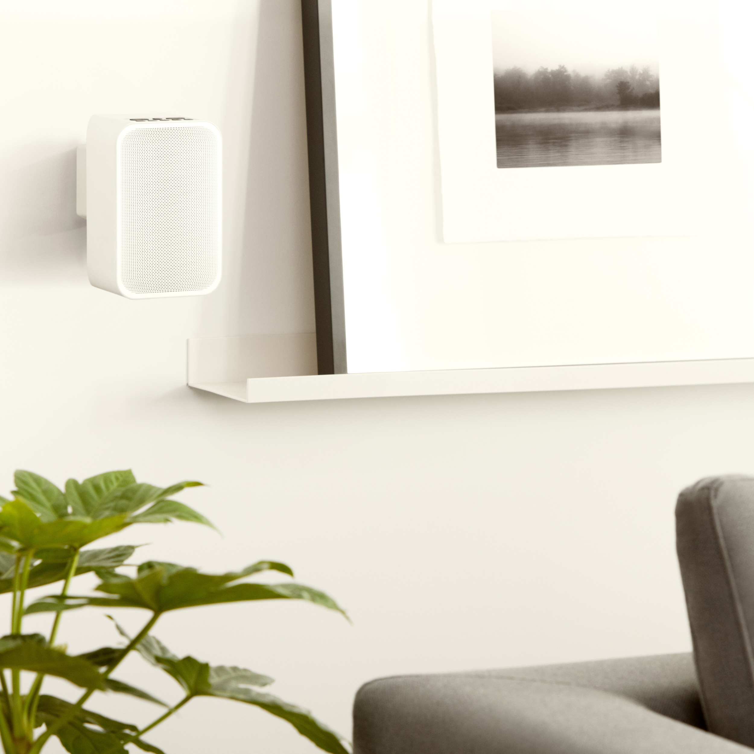 Bluesound wall mount WM100 white Bluesound wall mount WM100 white