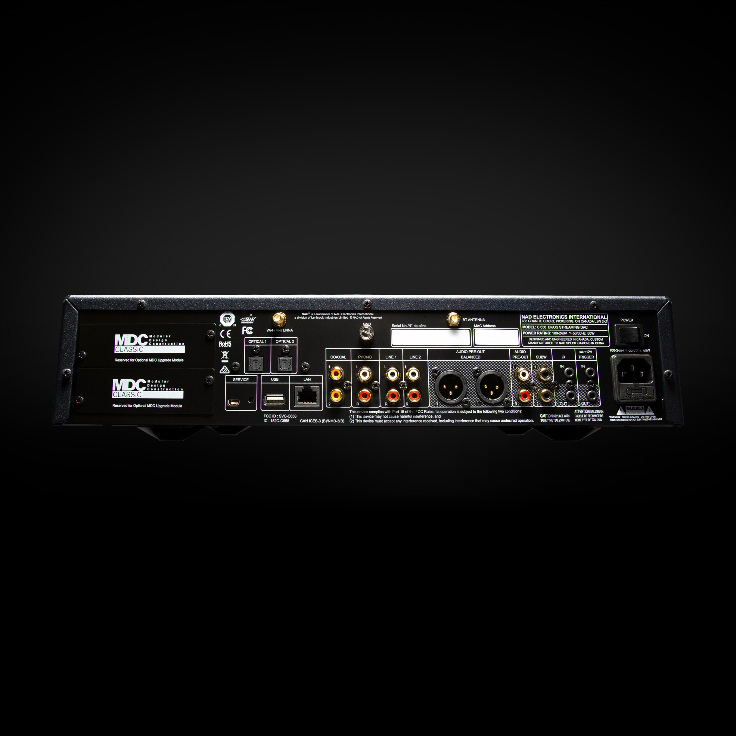 NAD Netzwerk Vorverstärker C658 in Schwarz Rückseite NAD Netzwerk Vorverstärker C658 in Schwarz Rückseite